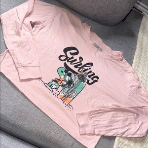 🧡Girls, Pink peanuts, Snoopy, Surfing Graphic cropped Tee shirt like new